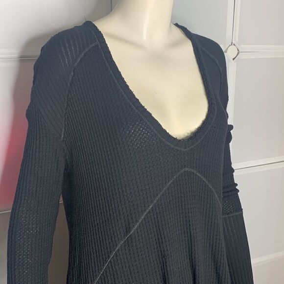 Free People Black Drippy Thermal Sunset Park Top Size Small - Picture 8 of 12
